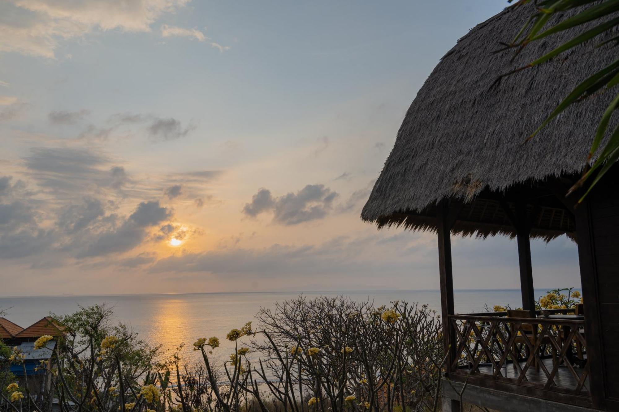 The Somayan Bungalows Batununggul Buitenkant foto